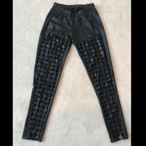 Cut out leggings
